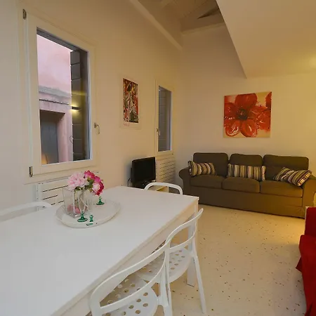Guggenheim Museum, Cool, 6pax,wifi, Aircnd * Venedig